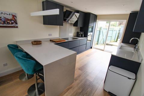 4 Boon Walk, Corby, NN17 1BE