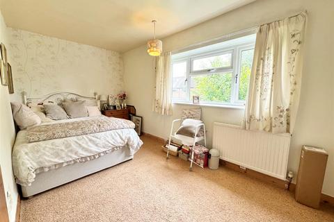 3 bedroom terraced house for sale, Marbury Road, Wilmslow