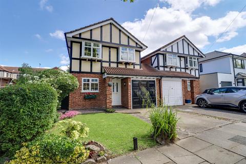 4 bedroom link detached house for sale, Percy Road, Leigh-on-Sea SS9