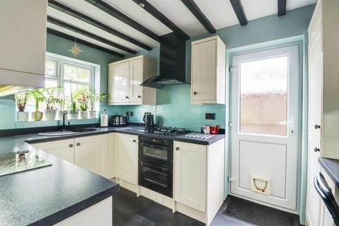 4 bedroom link detached house for sale, Percy Road, Leigh-on-Sea SS9