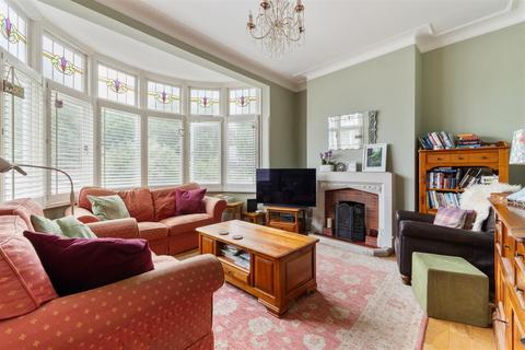3 bedroom terraced house for sale, Margaretting Road, Aldersbrook