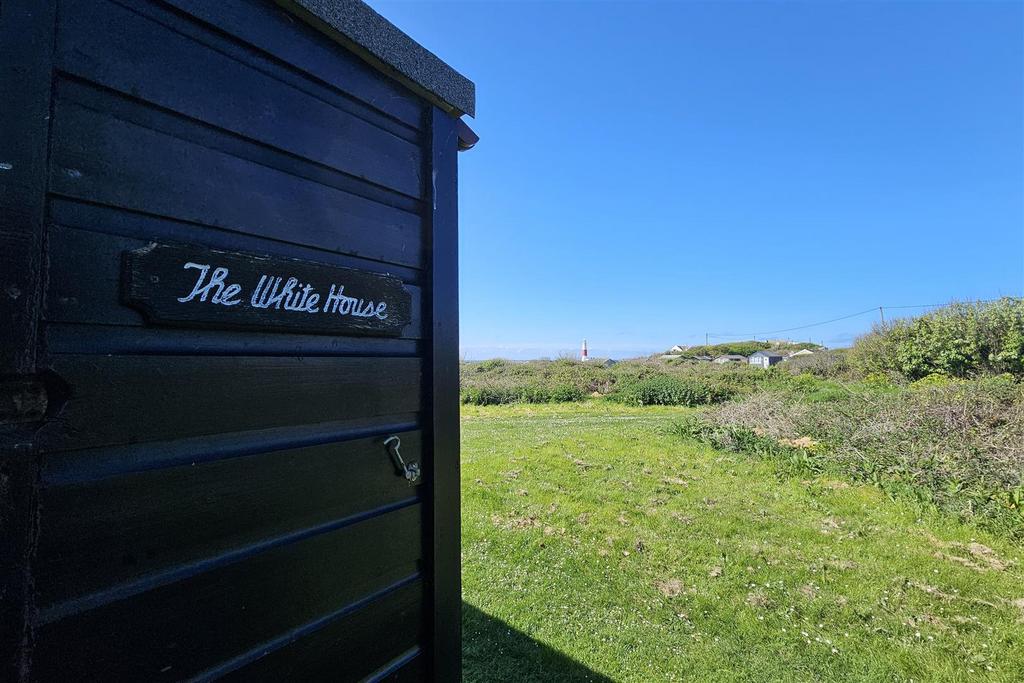 Hut 14.jpg