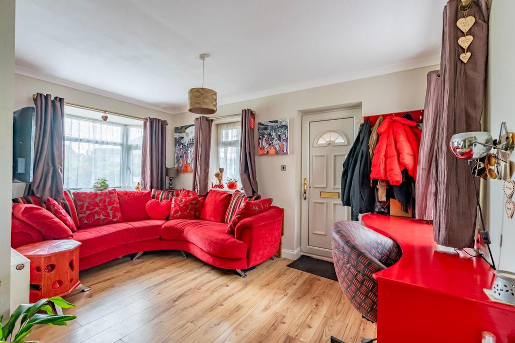 Byron Drive, York 3 bed semidetached house £315,000
