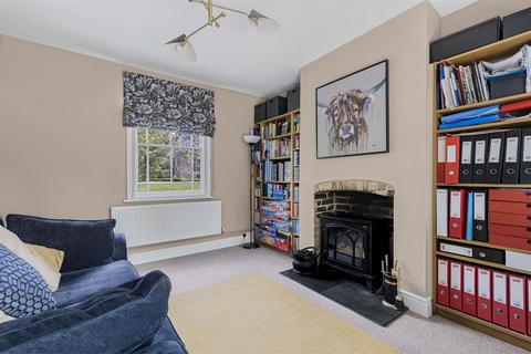 8 Brook Street, Elsworth, Cambridge, CB23 4HX