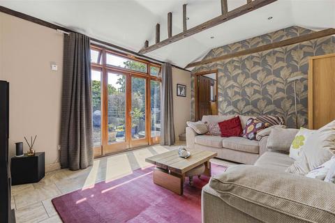 8 Brook Street, Elsworth, Cambridge, CB23 4HX