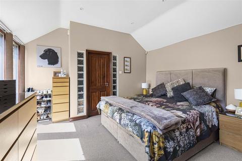 8 Brook Street, Elsworth, Cambridge, CB23 4HX