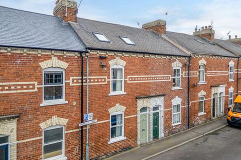 3 bedroom terraced house for sale, Ambrose Street, York
