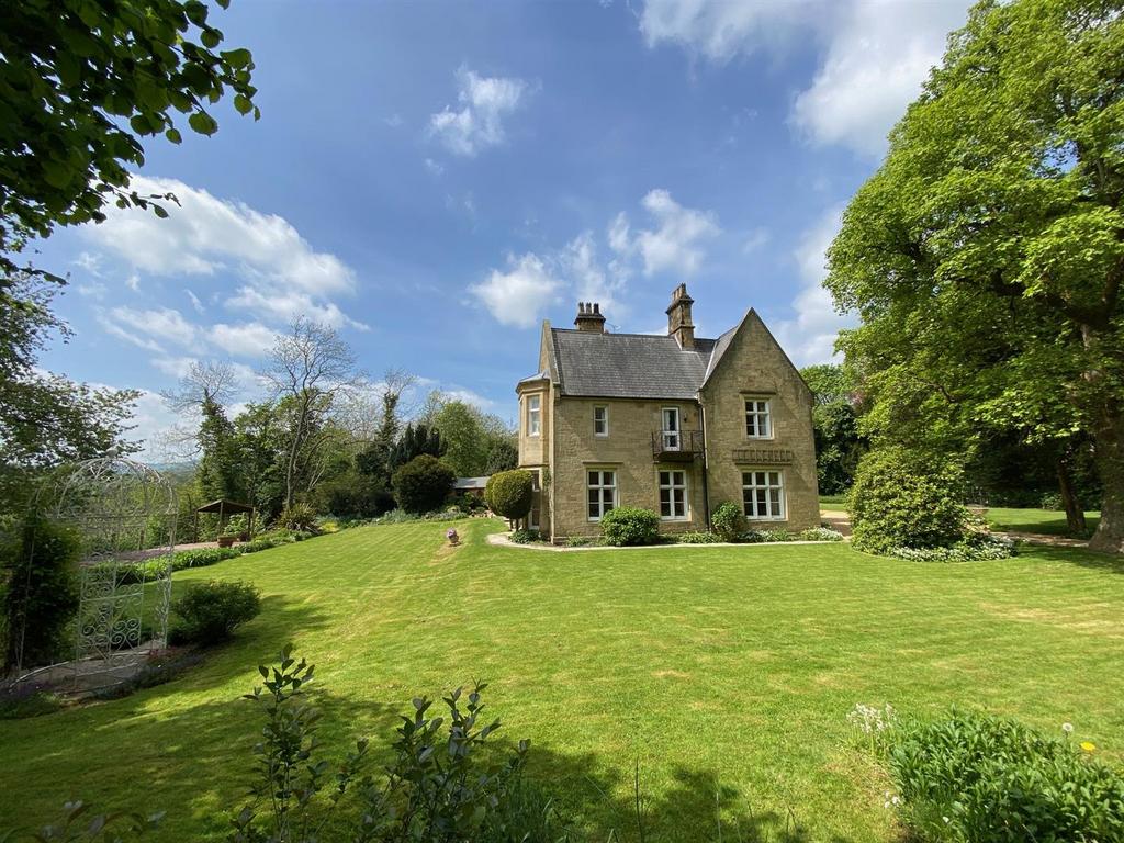 Additional Photograph