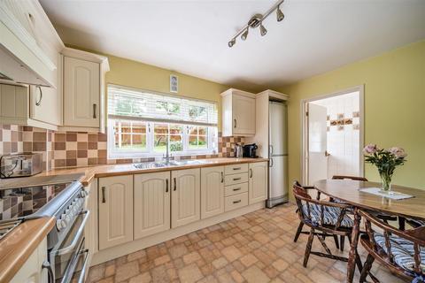 4 bedroom detached house for sale, Barton Rise, Feniton, Honiton
