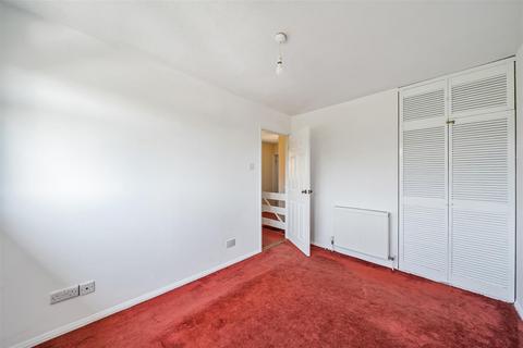 102 Fermor Way, Crowborough, TN6 3BJ