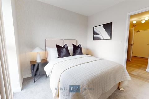 undefined, Epping Gate, Loughton IG10