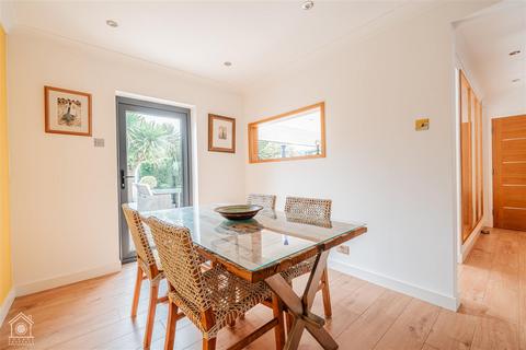 7 Ariel Close, Bournemouth, BH6 4LS