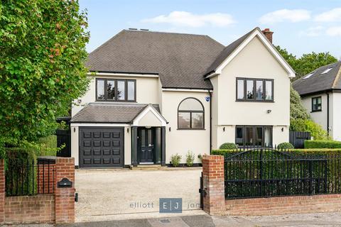 6 bedroom detached house for sale, Broadstrood, Loughton IG10