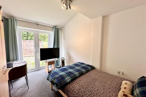 1 bedroom apartment to rent, North Way, Headington OX3