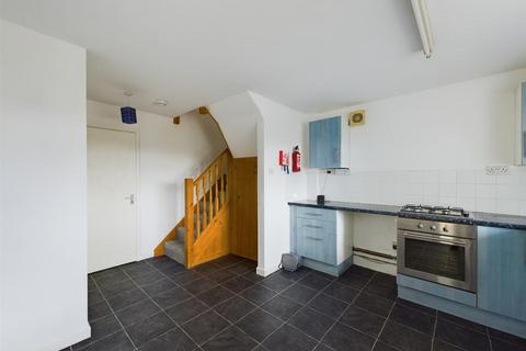 2 bedroom end of terrace house for sale, Porth Bean Road, Newquay TR7