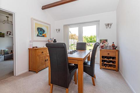 3 bedroom detached house for sale, Church Road, Totternhoe