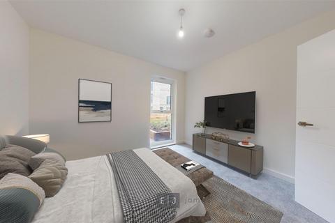 3 bedroom apartment to rent, Epping Gate, Loughton IG10
