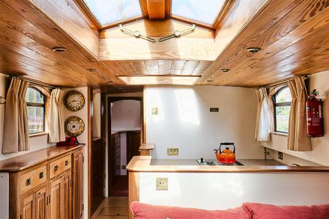 1 bedroom houseboat for sale, The Dove Pier, Hammersmith, W6