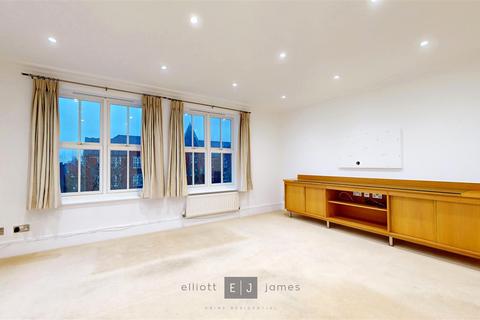 2 bedroom penthouse for sale, The Boulevard, Woodford Green IG8