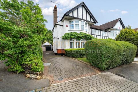 4 bedroom semi-detached house for sale, Millway, Mill Hill, London, NW7
