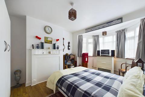 3 bedroom house for sale, Cornwall Road, Ruislip HA4