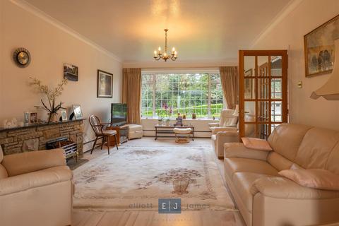 2 Clays Lane, Loughton, IG10 2RZ