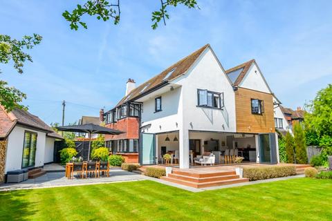 5 bedroom detached house for sale, Herschell Road, Leigh-On-Sea SS9