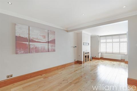 3 bedroom terraced house for sale, Hampton Road, London E4