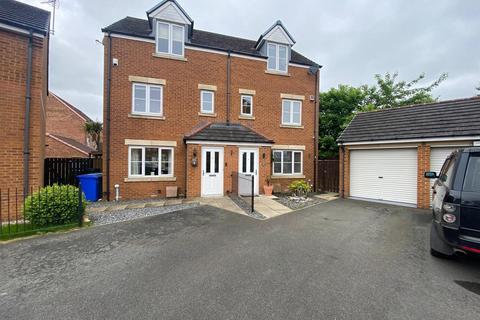 3 bedroom townhouse for sale, Capheaton Way, Seaton Delaval, Whitley Bay