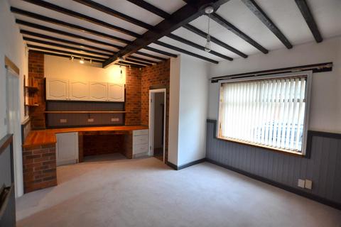 3 bedroom terraced house for sale, Hall Croft, Shepshed LE12