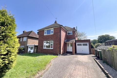 3 bedroom detached house for sale, Warwick Road, Bexhill-On-Sea TN39