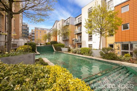 1 bedroom apartment for sale, Jubilee Court, London E18