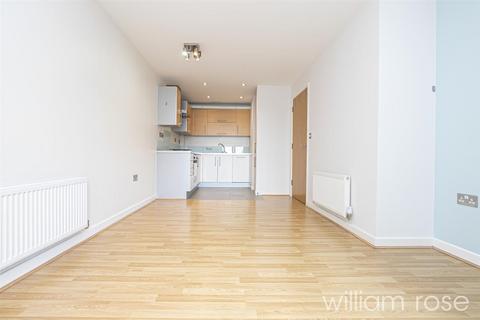1 bedroom apartment for sale, Jubilee Court, London E18