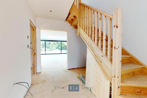 3 bedroom detached house for sale, Powell Road, Buckhurst Hill IG9