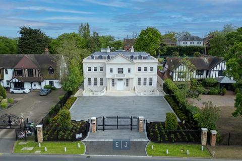 10 bedroom detached house for sale, Manor Road, Chigwell IG7