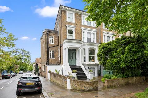 2 bedroom apartment for sale, Steeles Road, Belsize Park NW3