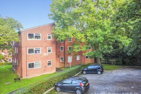 2 bedroom apartment for sale, Bridle Path, Woodford Green IG8