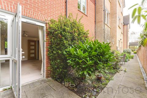 1 bedroom retirement property for sale, Snakes Lane West, Woodford Green IG8