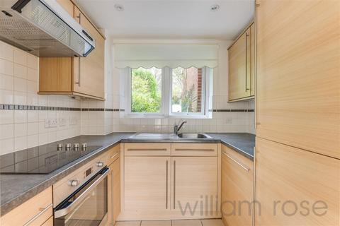 1 bedroom retirement property for sale, Snakes Lane West, Woodford Green IG8