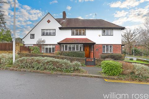 4 bedroom detached house for sale, The Glade, Woodford Green IG8