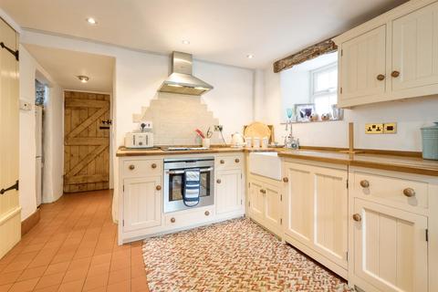 2 bedroom cottage for sale, Fountain Street, Tideswell, Buxton