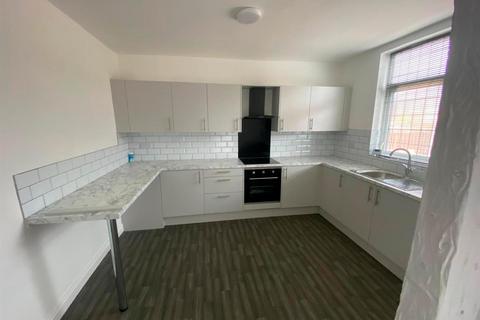 2 bedroom terraced house to rent, North Avenue, Pontefract WF8