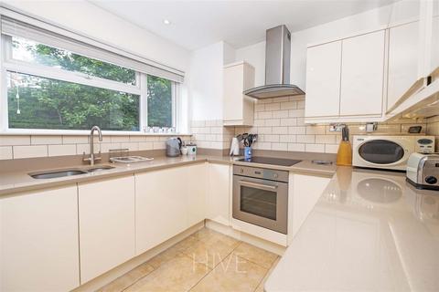 2 bedroom flat for sale, Sea Road, Bournemouth BH5