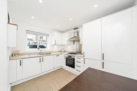 3 bedroom end of terrace house for sale, Garfield Road, London E4