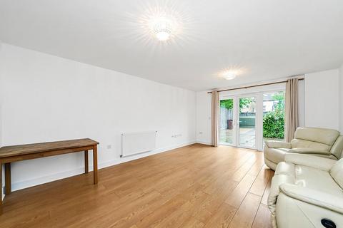 3 bedroom end of terrace house for sale, Garfield Road, London E4