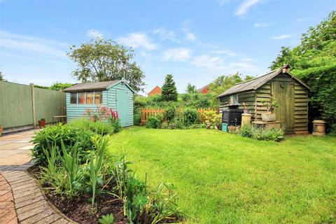 4 bedroom semi-detached house for sale, Victoria Road, Market Rasen LN8