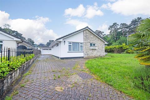 2 bedroom bungalow for sale, New Road, Ferndown BH22