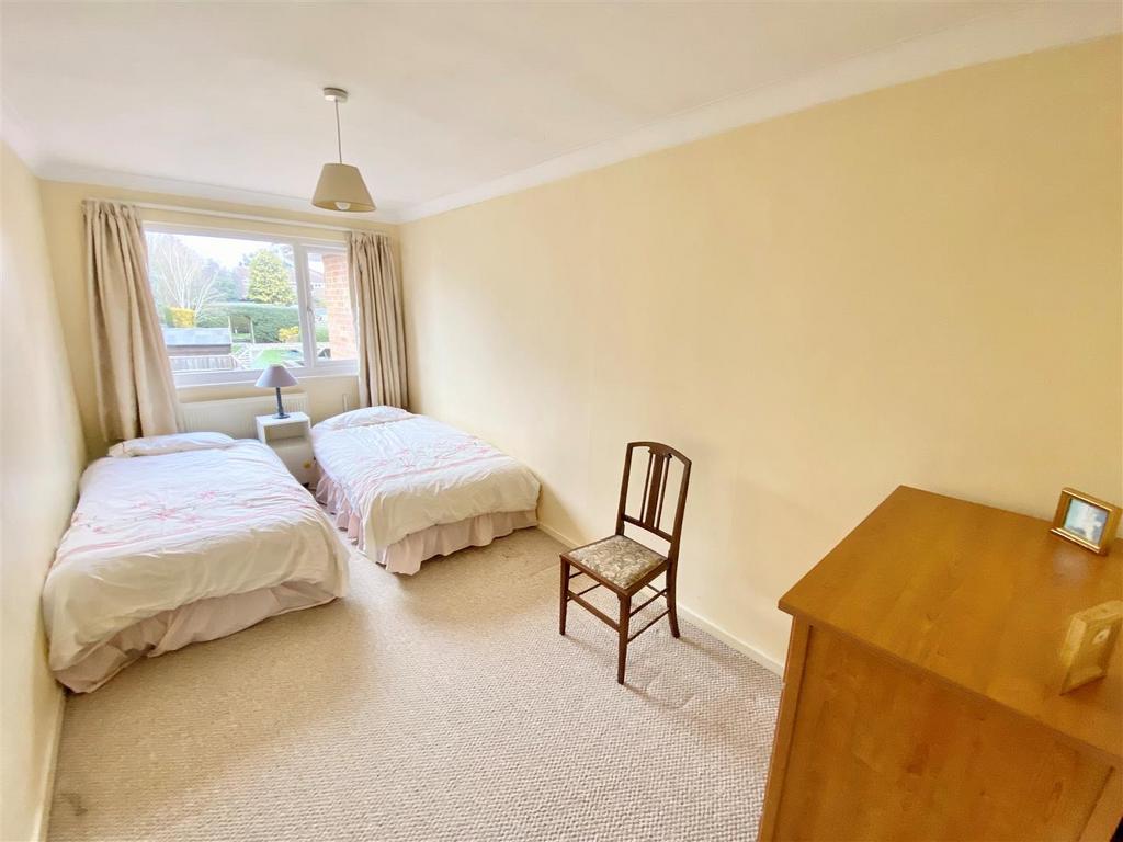Bed 3 7 B.jpg