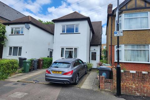 2 bedroom maisonette for sale, Queens Grove Road, London