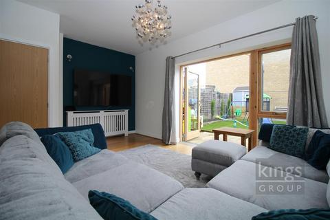 3 bedroom semi-detached house for sale, Sparrowhawk Way, Newhall, Harlow